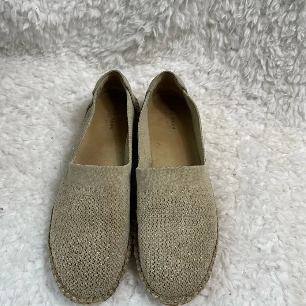 Cole Haan knitted Khaki lite Espadrille Loafer strings of gold threads size 10B